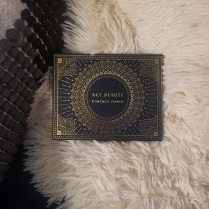 NEW Ace Beaute Vintage Dawn Palette